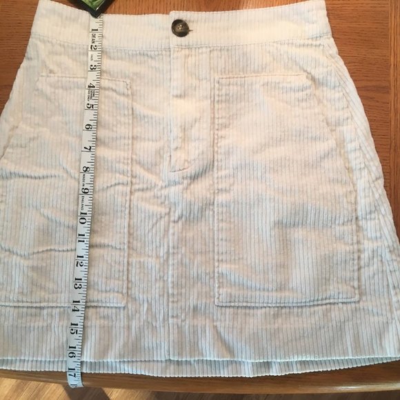 White corduroy miniskirt - Picture 5 of 5